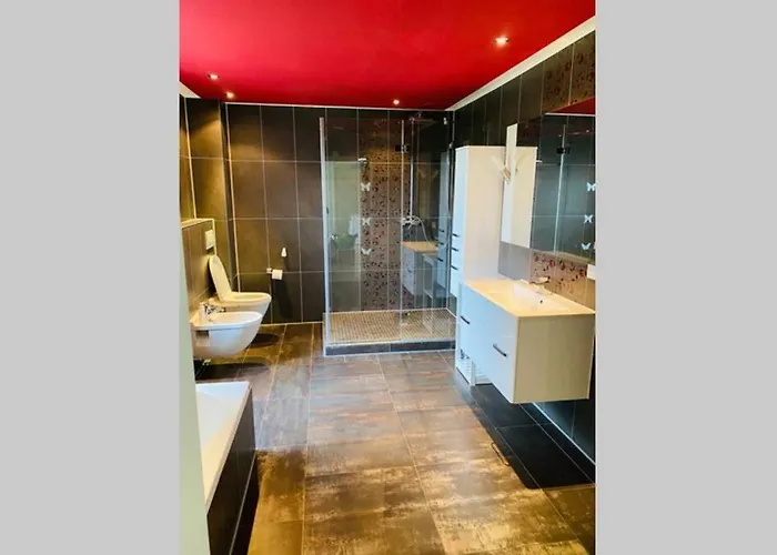 Grosses 4 Naehe Messe *