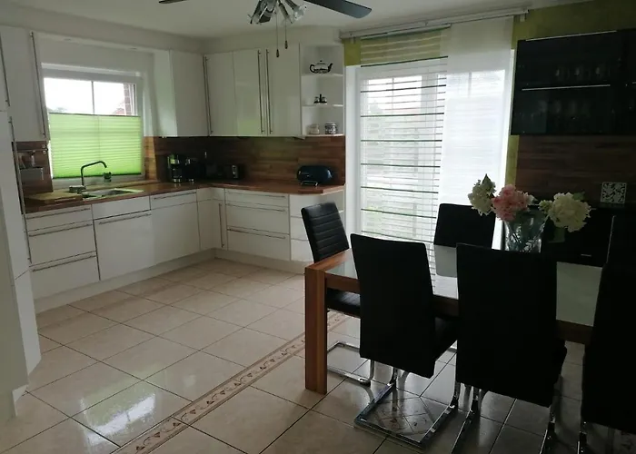 Grosses 4 Naehe Messe *